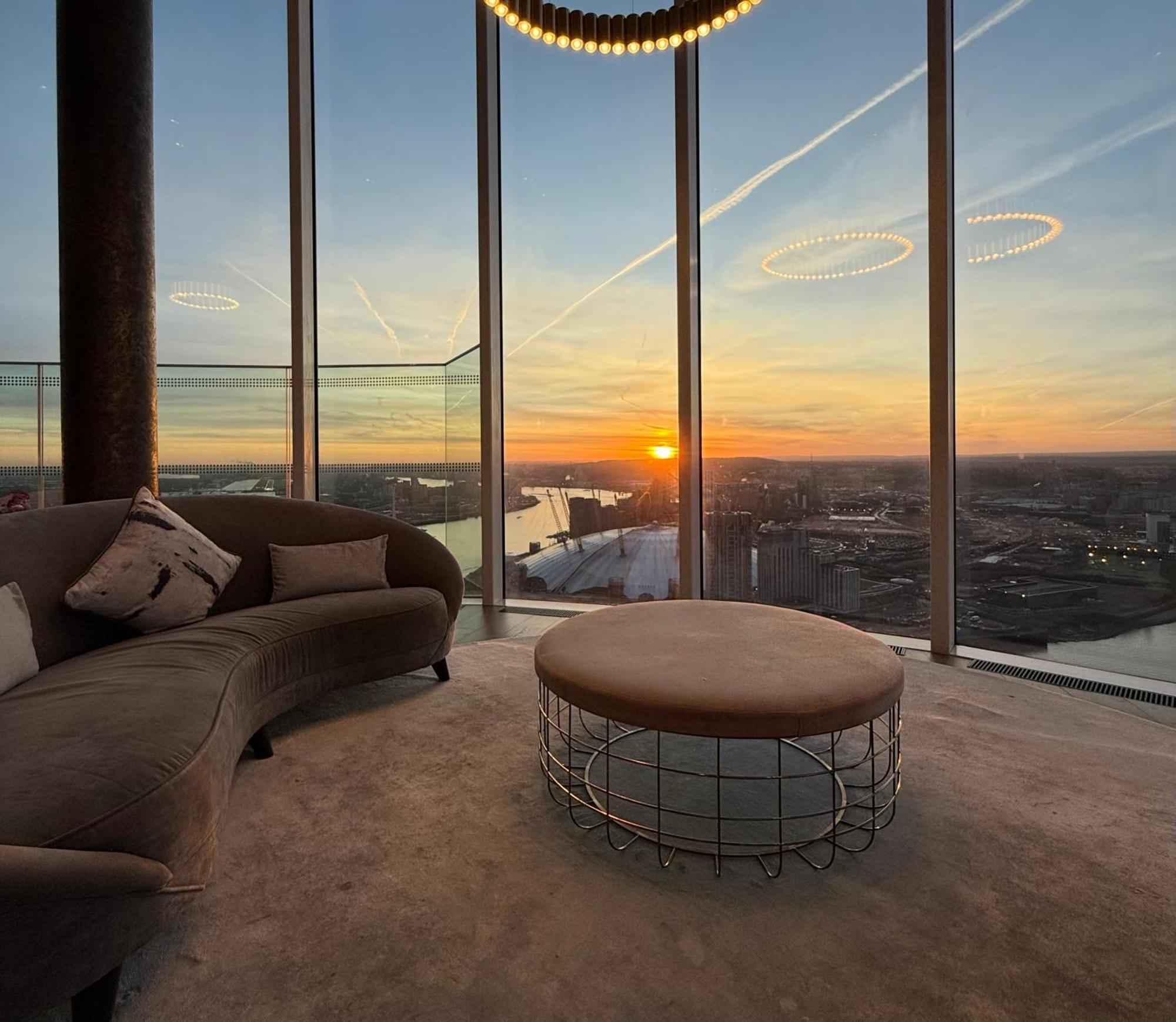 Luxury Modern 2 Bed Flat With Balcony And City View - Canary Wharf City Center London Luaran gambar
